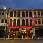 Red Inn Court