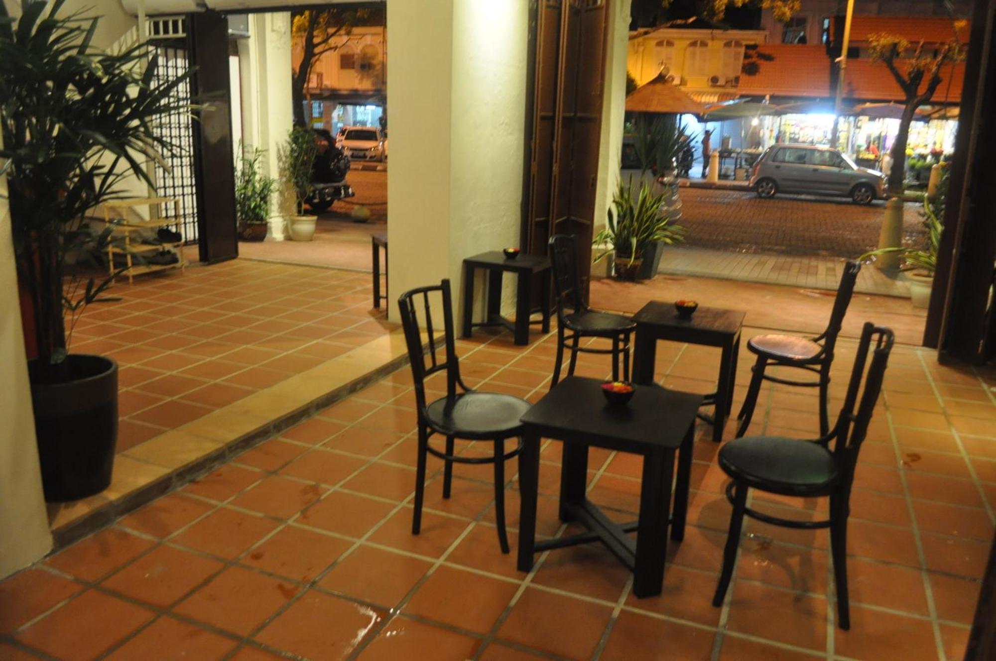Red Court George Town
