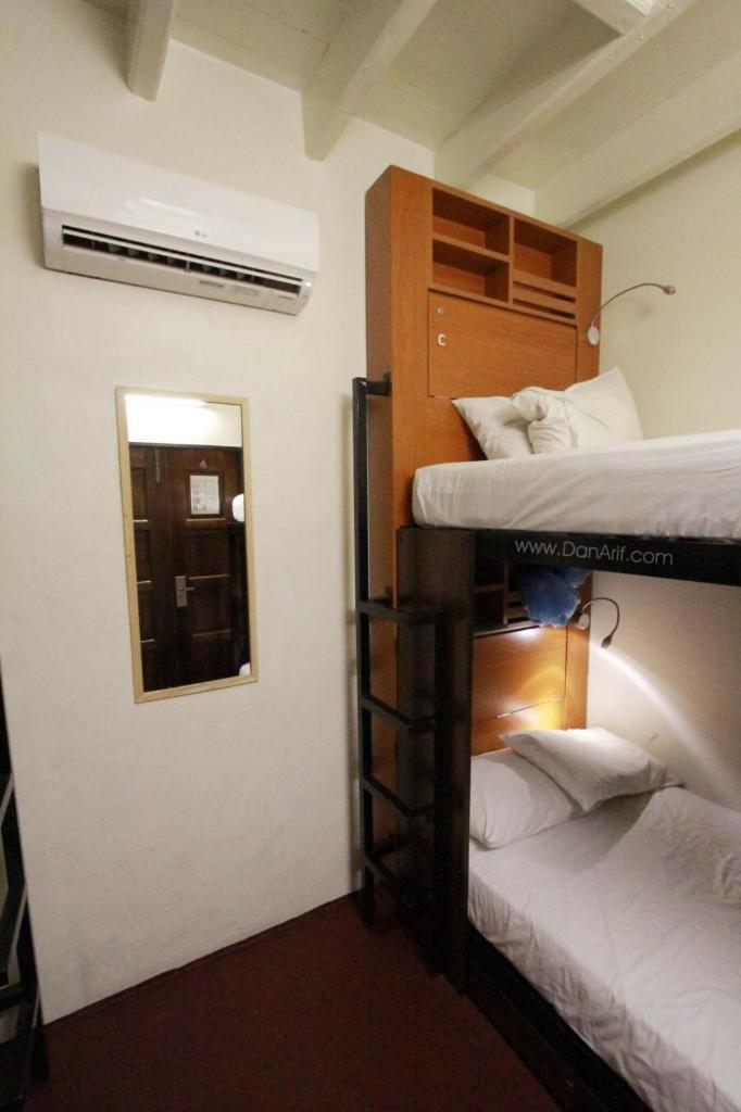 Red Court Hostel George Town