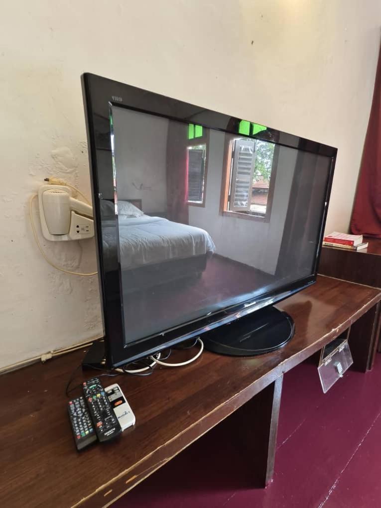 Hostel Red Court George Town