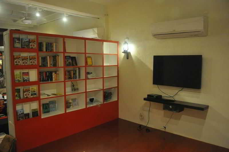 Red Court Hostel George Town